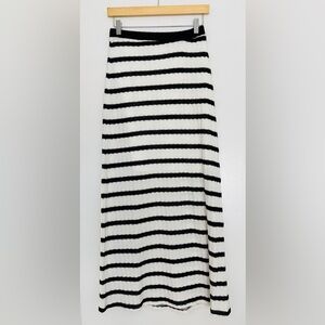 Universal Thread Black and White Striped weater Maxi Skirt